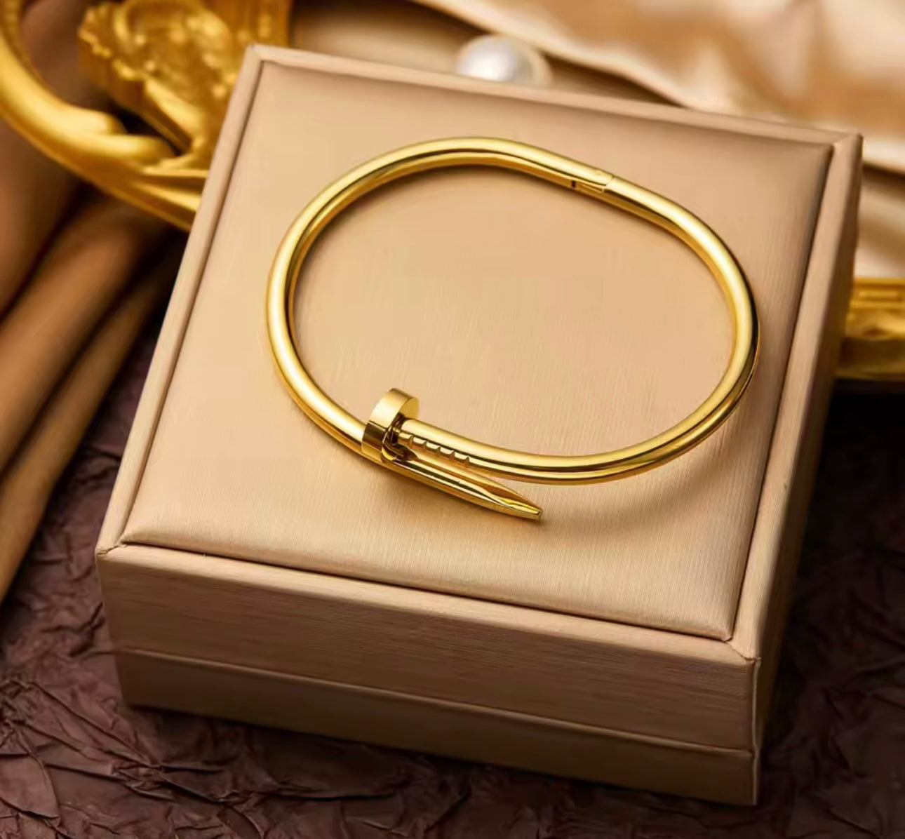NAIL BRACELETS