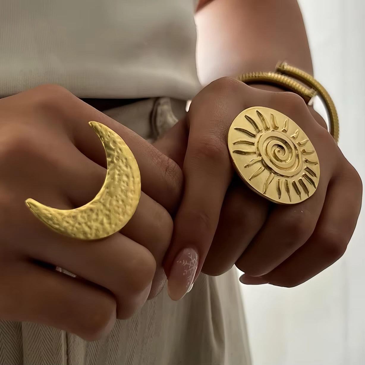 LUNASOL