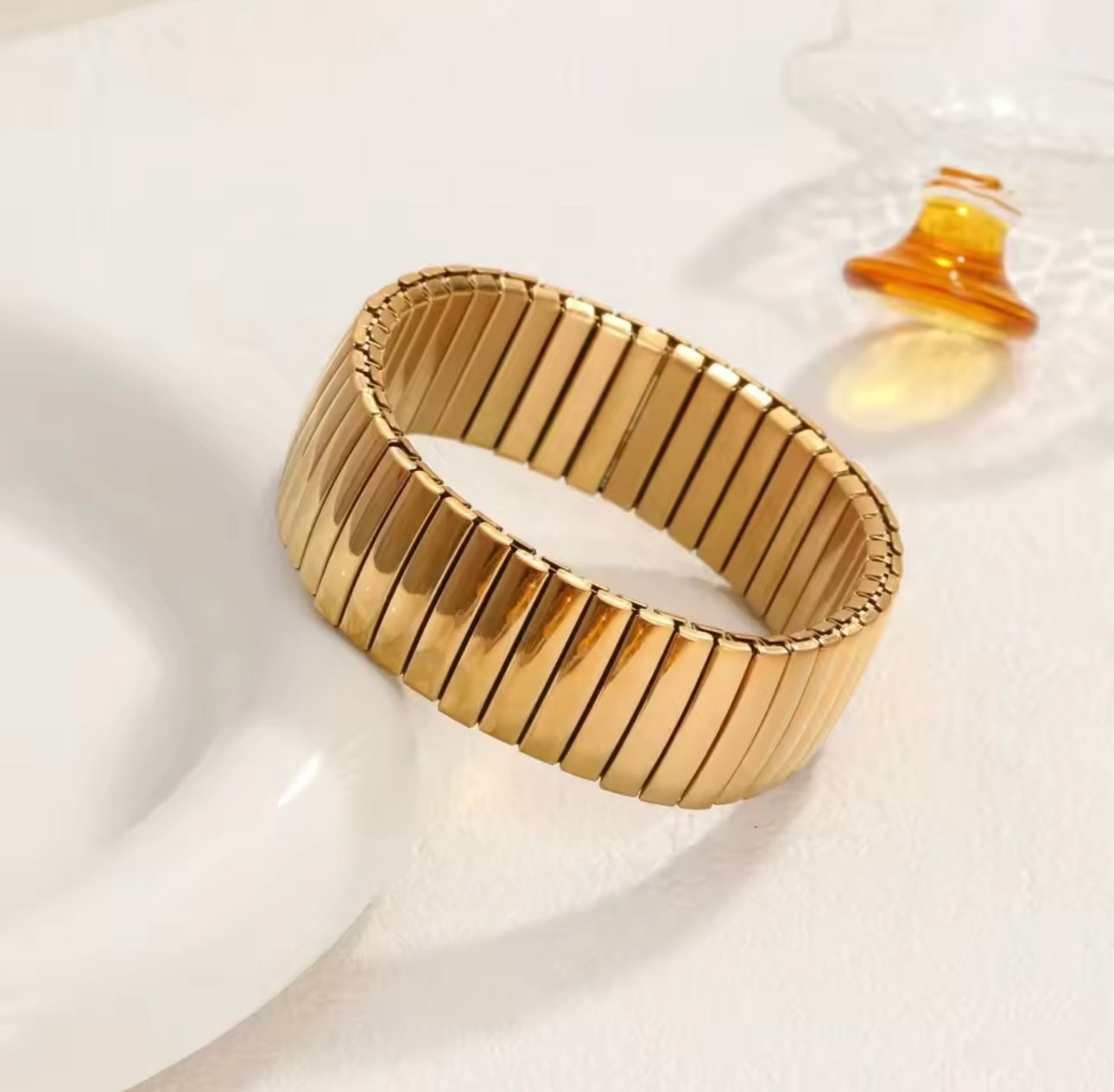 LUCY BRACELET
