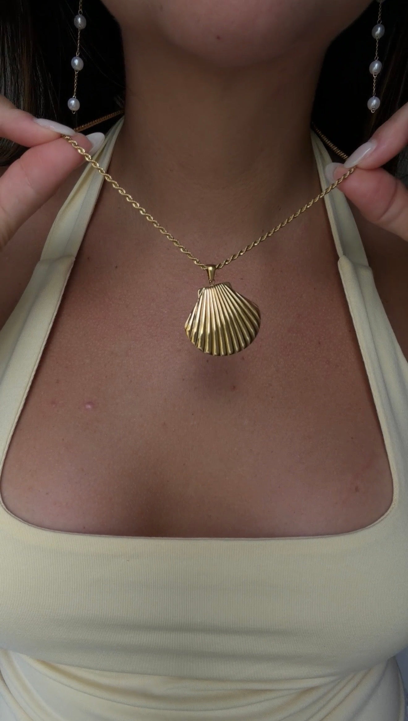 Yunque Necklace