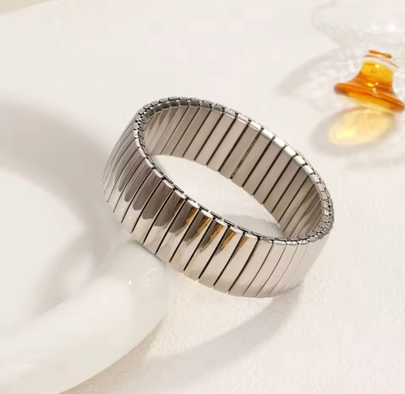 LUCY BRACELET