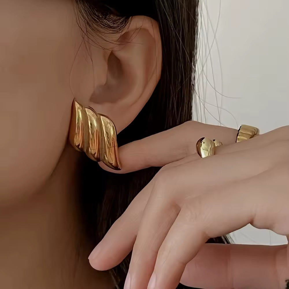 RIVER earrings