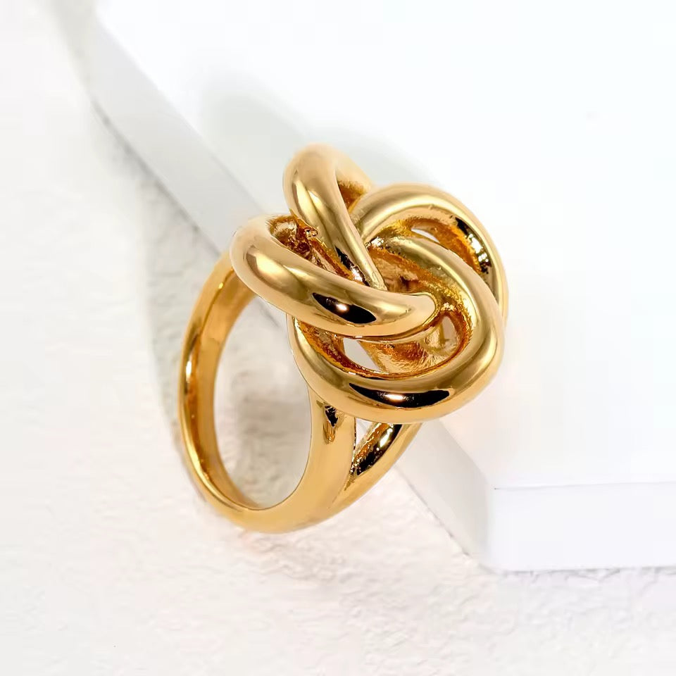 Carlota Ring