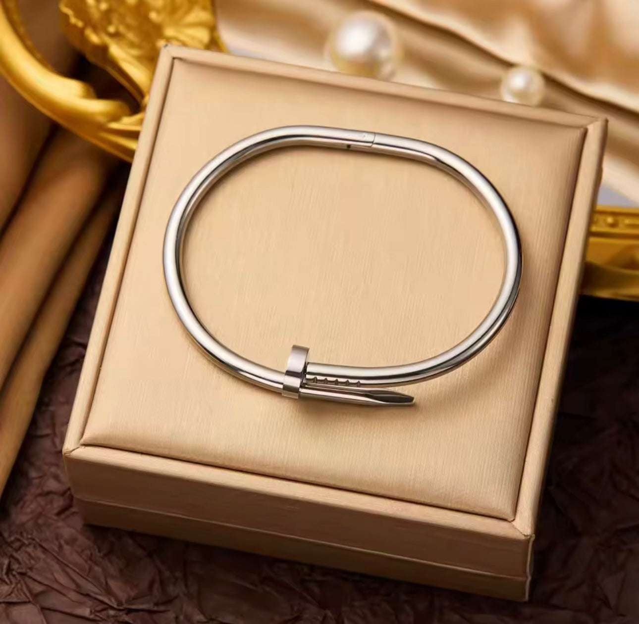 NAIL BRACELETS