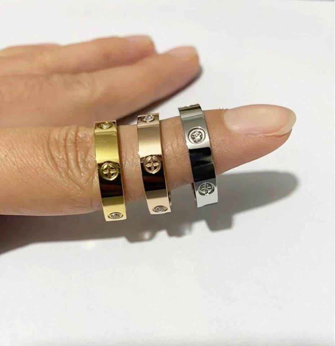 Anillo CARA