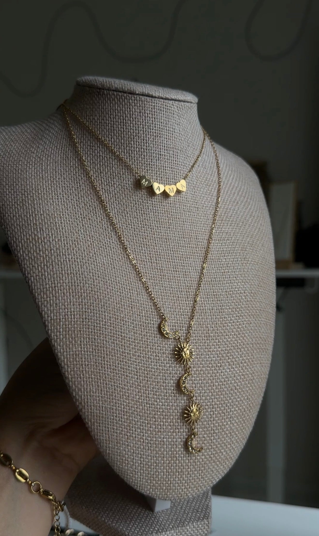Amor de Mama Necklace