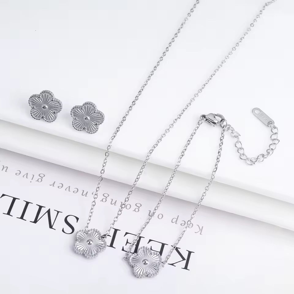 Luna Necklace Earrings Bracelet Set