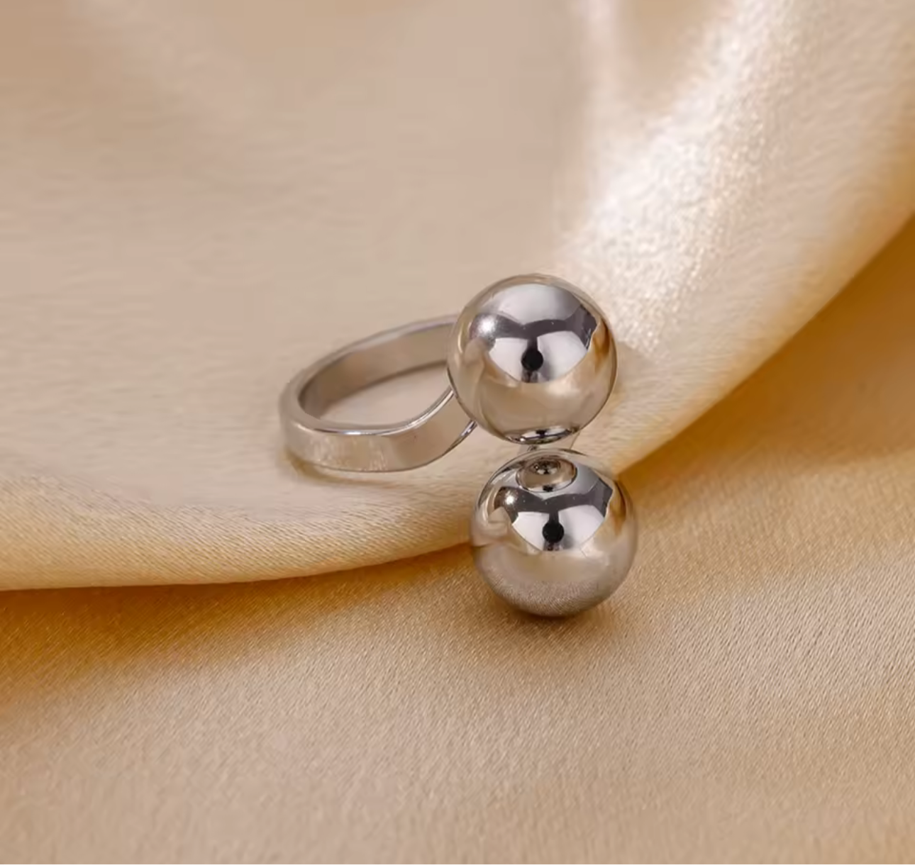 MARQUISE RING