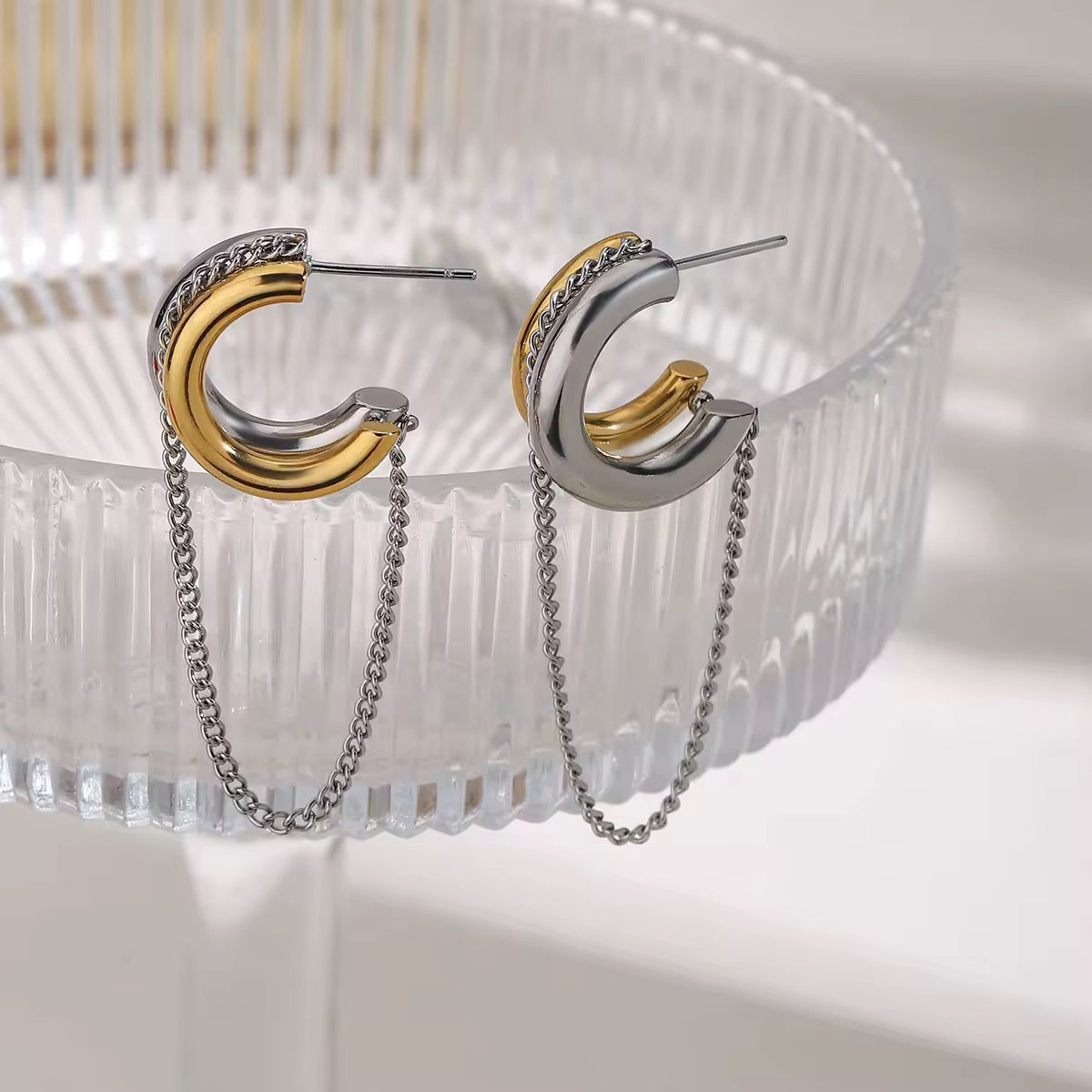 LOLA HOOP EARRINGS