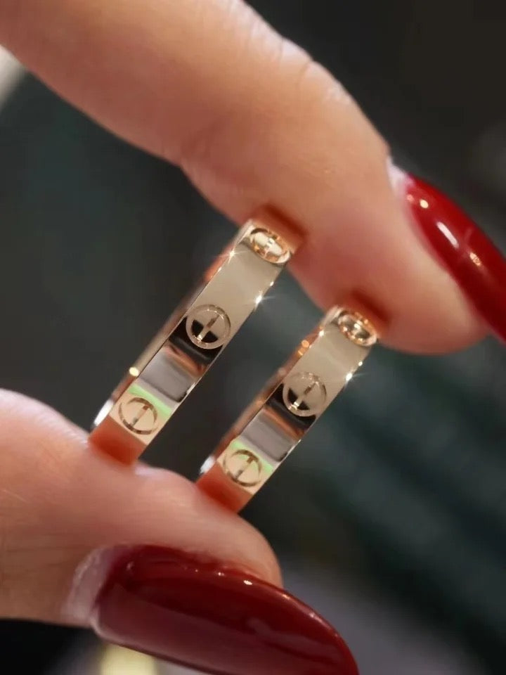 Anillo CARA