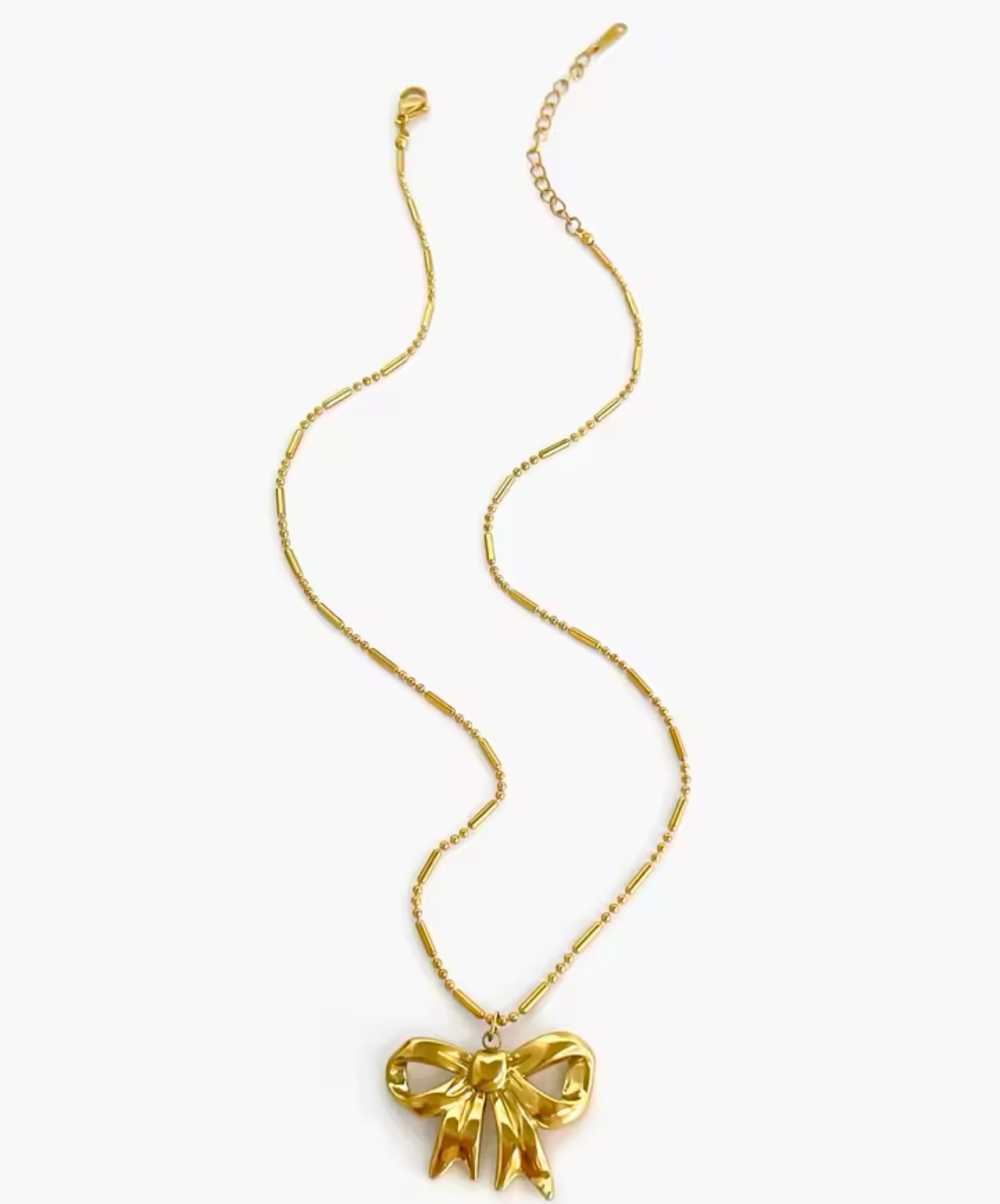 BOW necklace