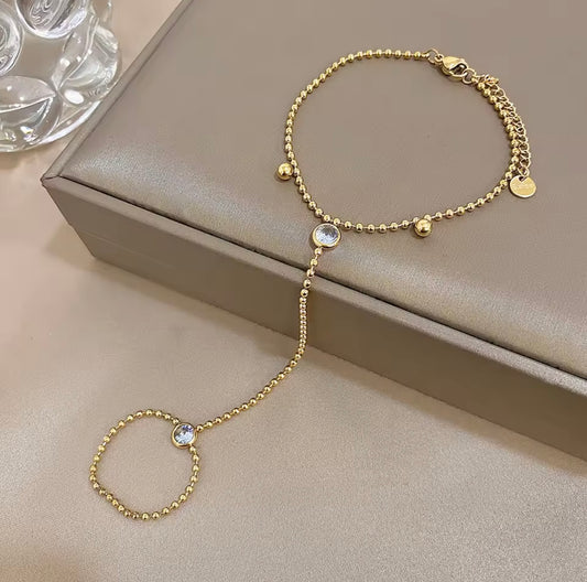 TIARA HAND CHAINS