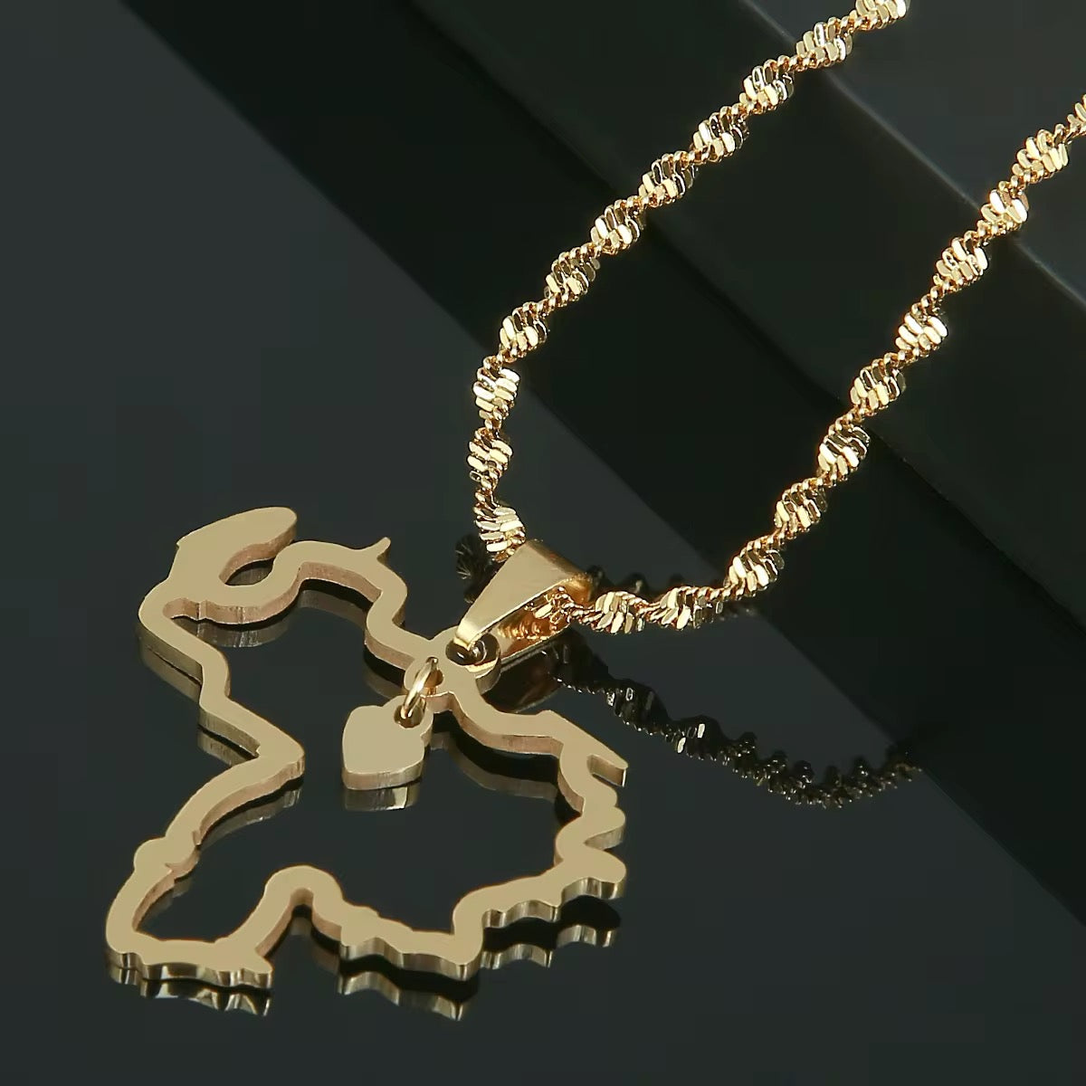 MAPITAS NECKLACES
