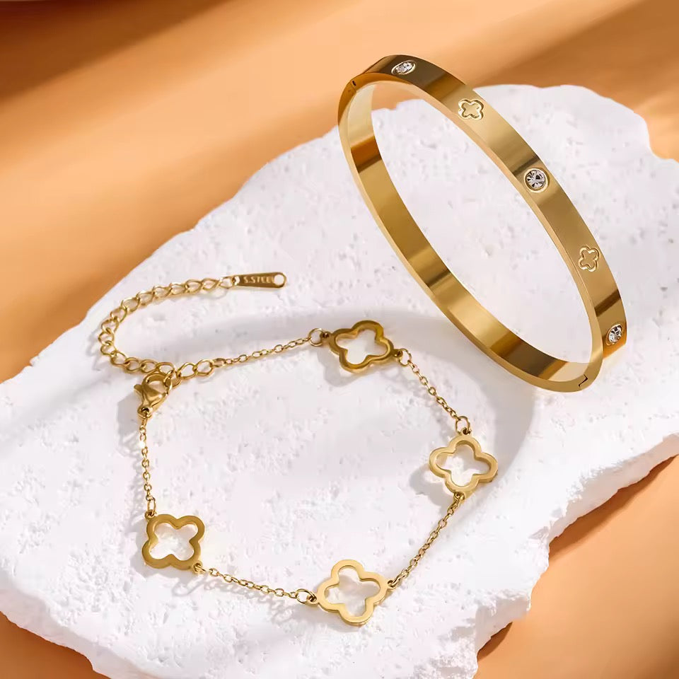 CLOVER BRACELET SET