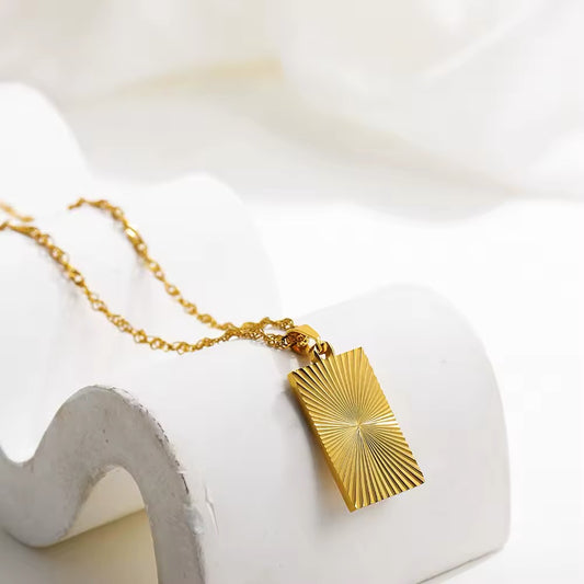 PLACA NECKLACE