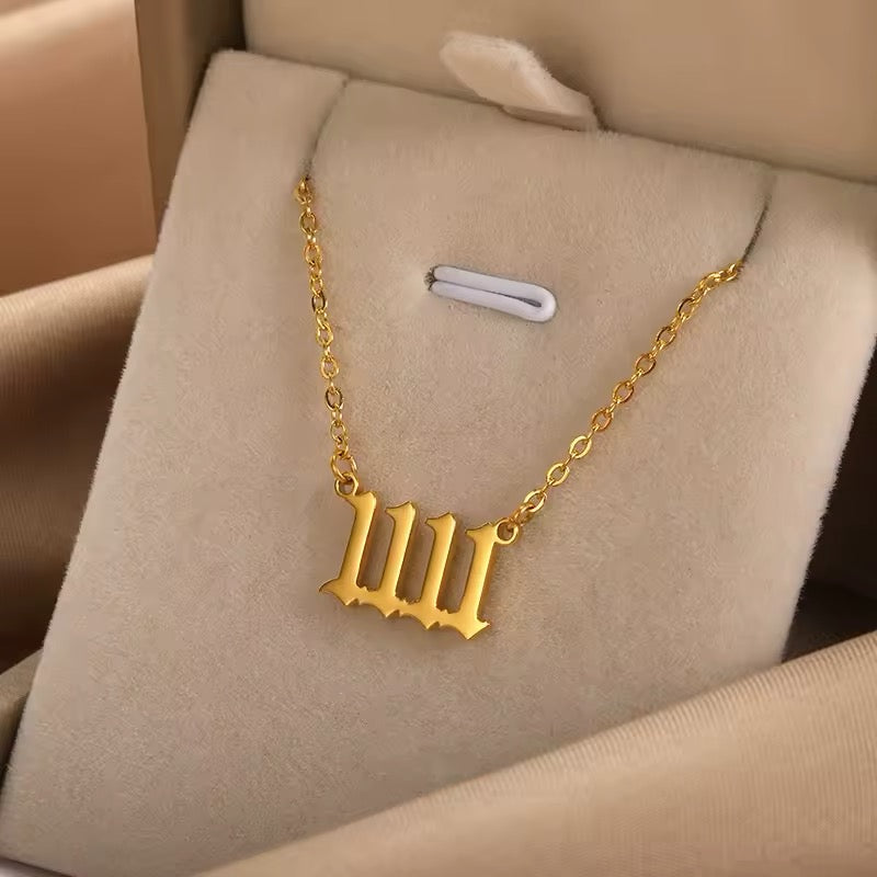 AURELIA NECKLACES