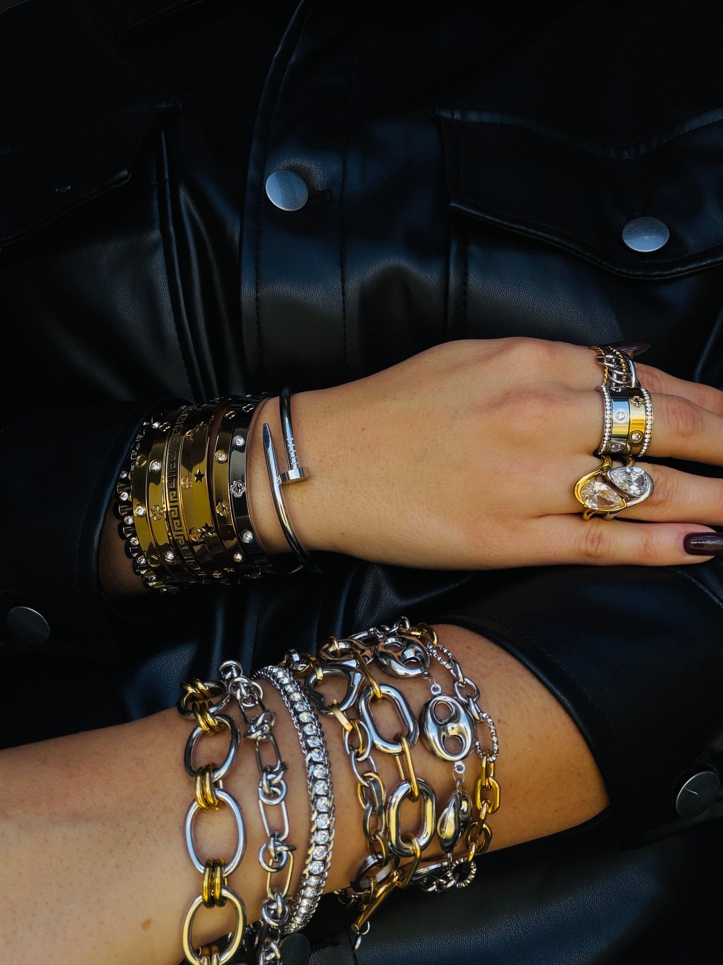 Ari Bracelet