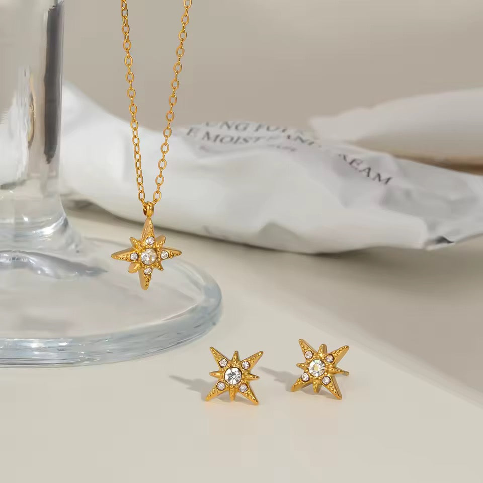 STAR EARRINGS