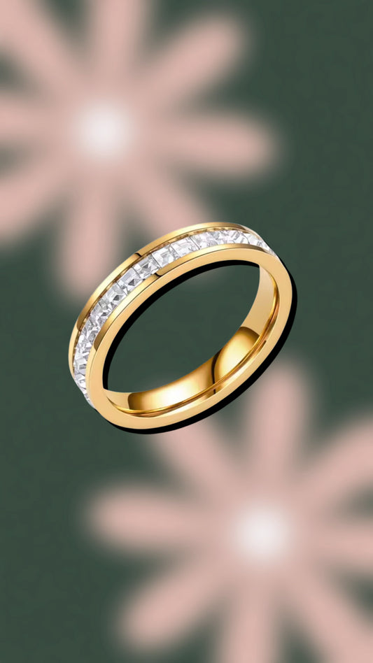 Stackable ring