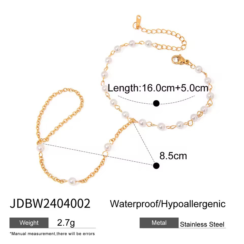 Perlitas Hand Bracelet