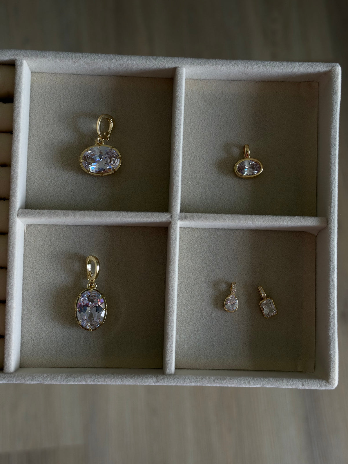 Lorenna Pendant