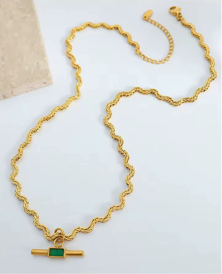 MONARCH NECKLACE