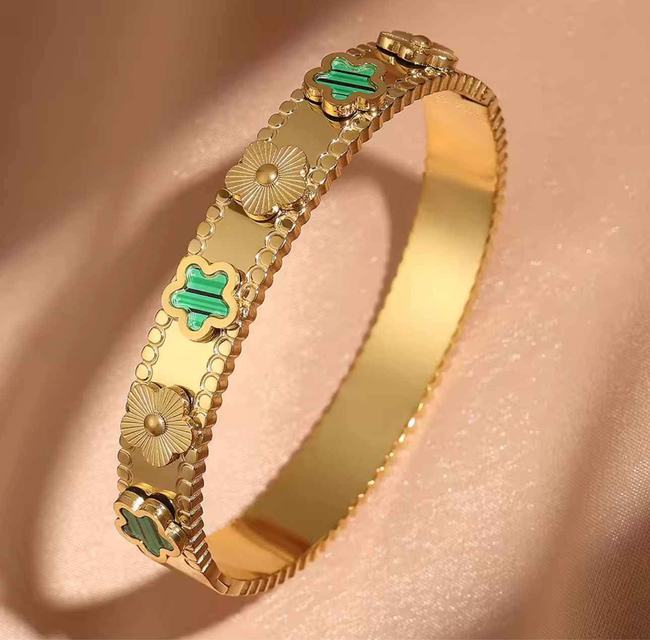 ROSE BRACELET