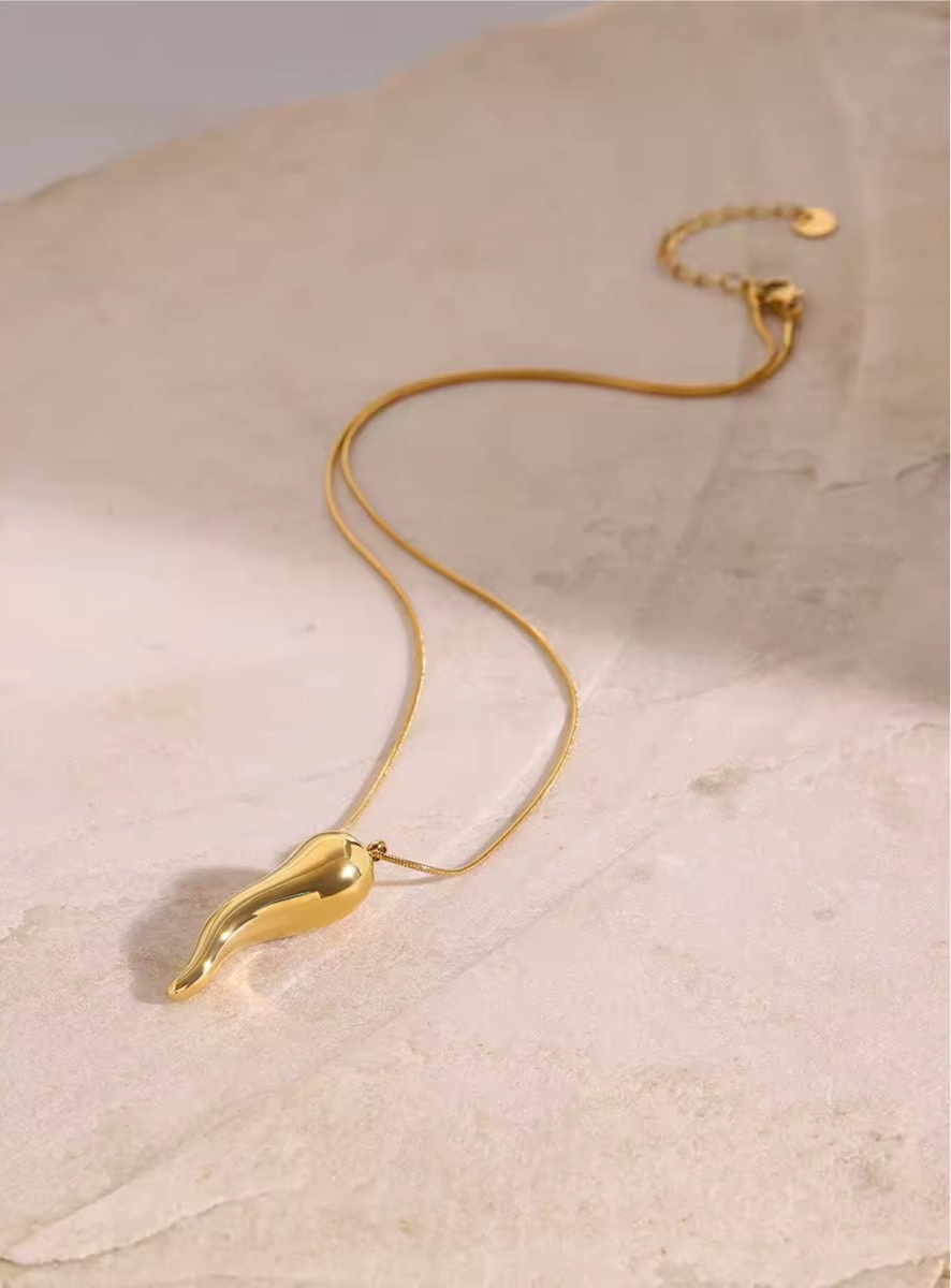 CHUNKY PEPPER NECKLACE
