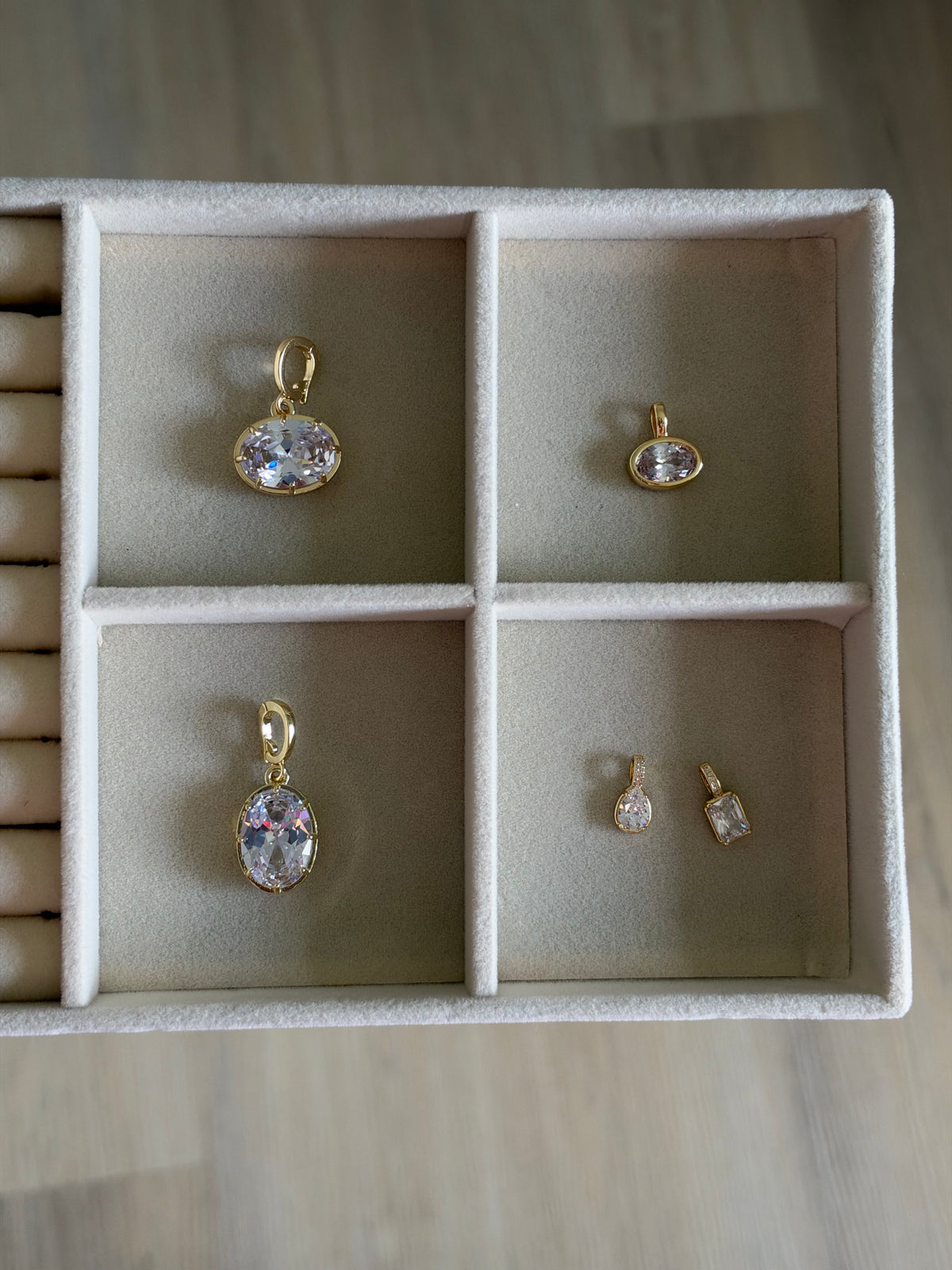 Aranza Pendant