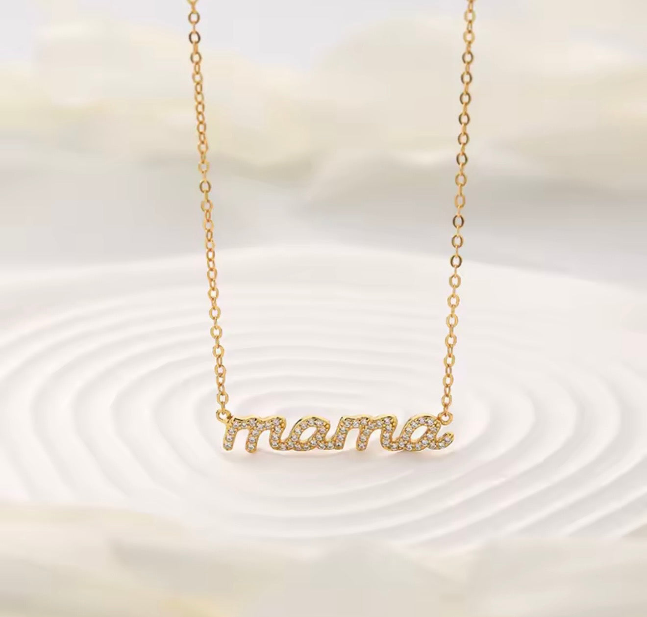 Madre Mia Necklace