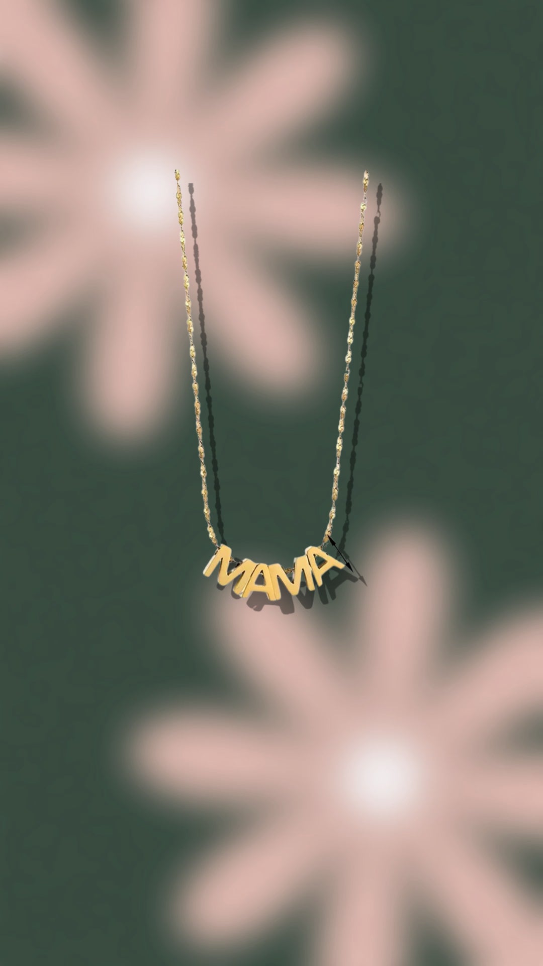 Corazon de Mama Necklace