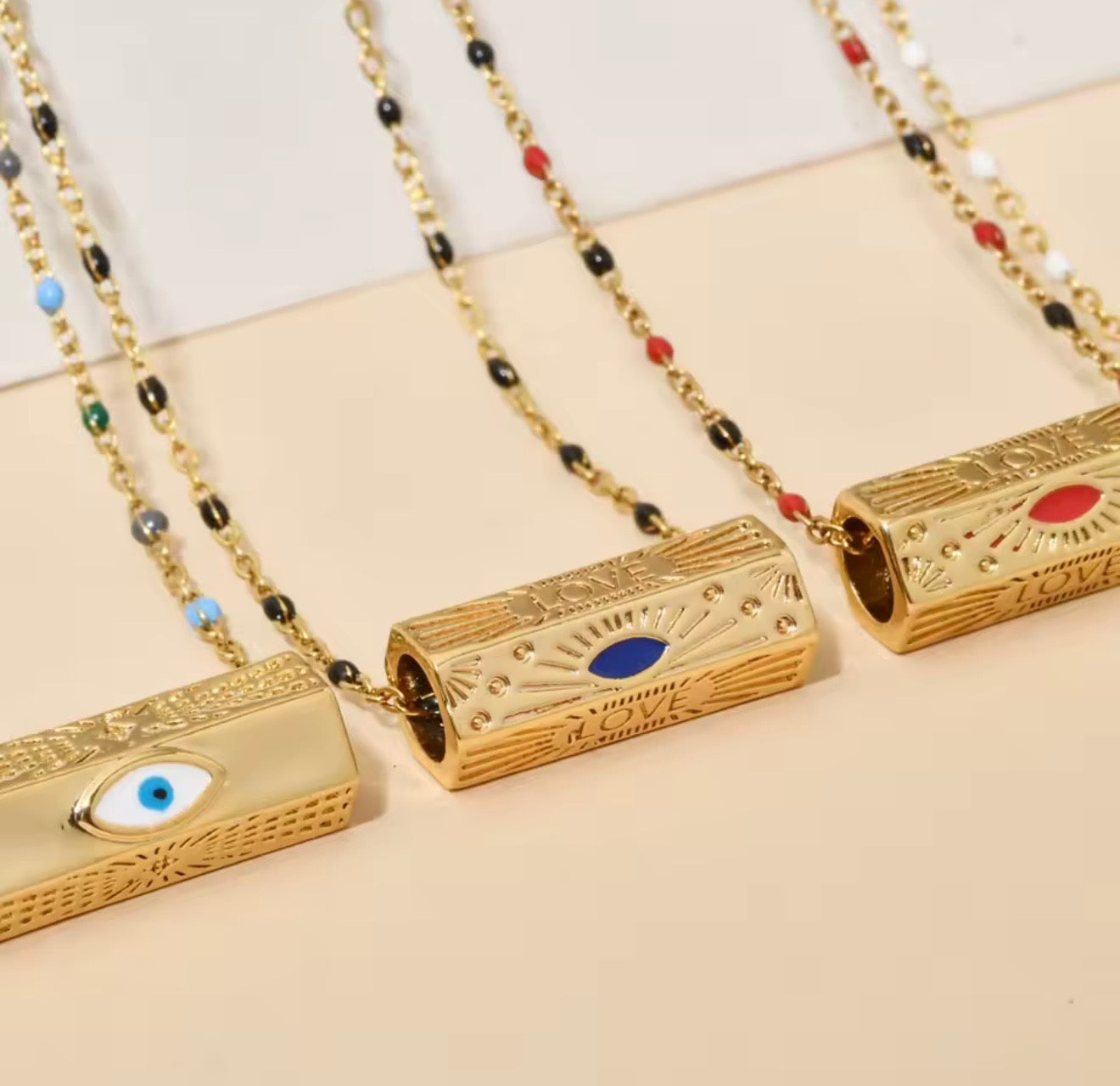 AZURÉVE NECKLACES