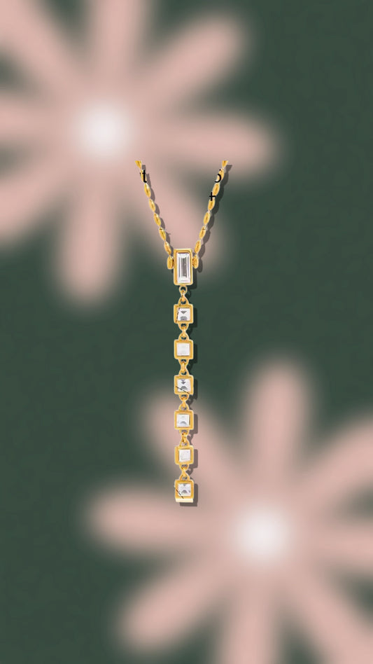 Elisa Necklace