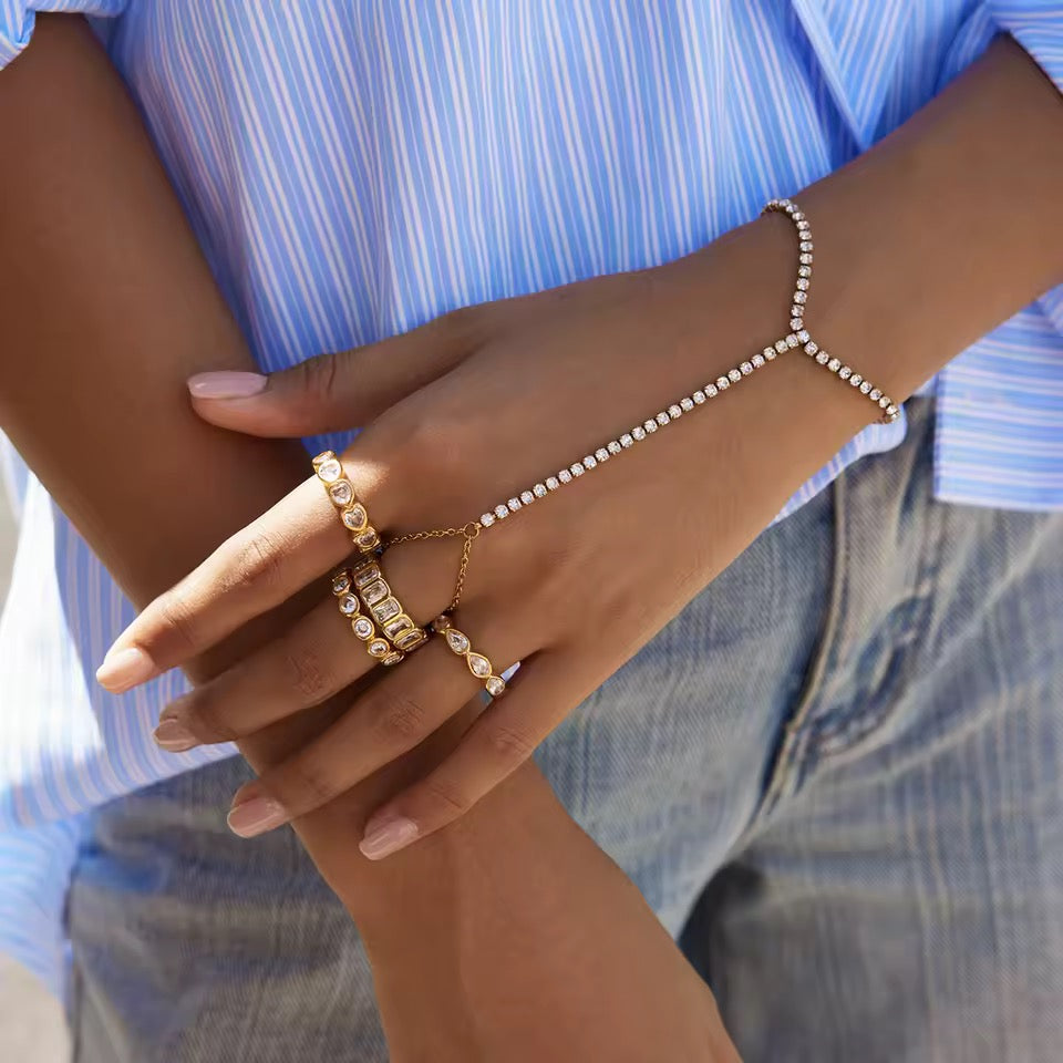 Bruna Hand Bracelet