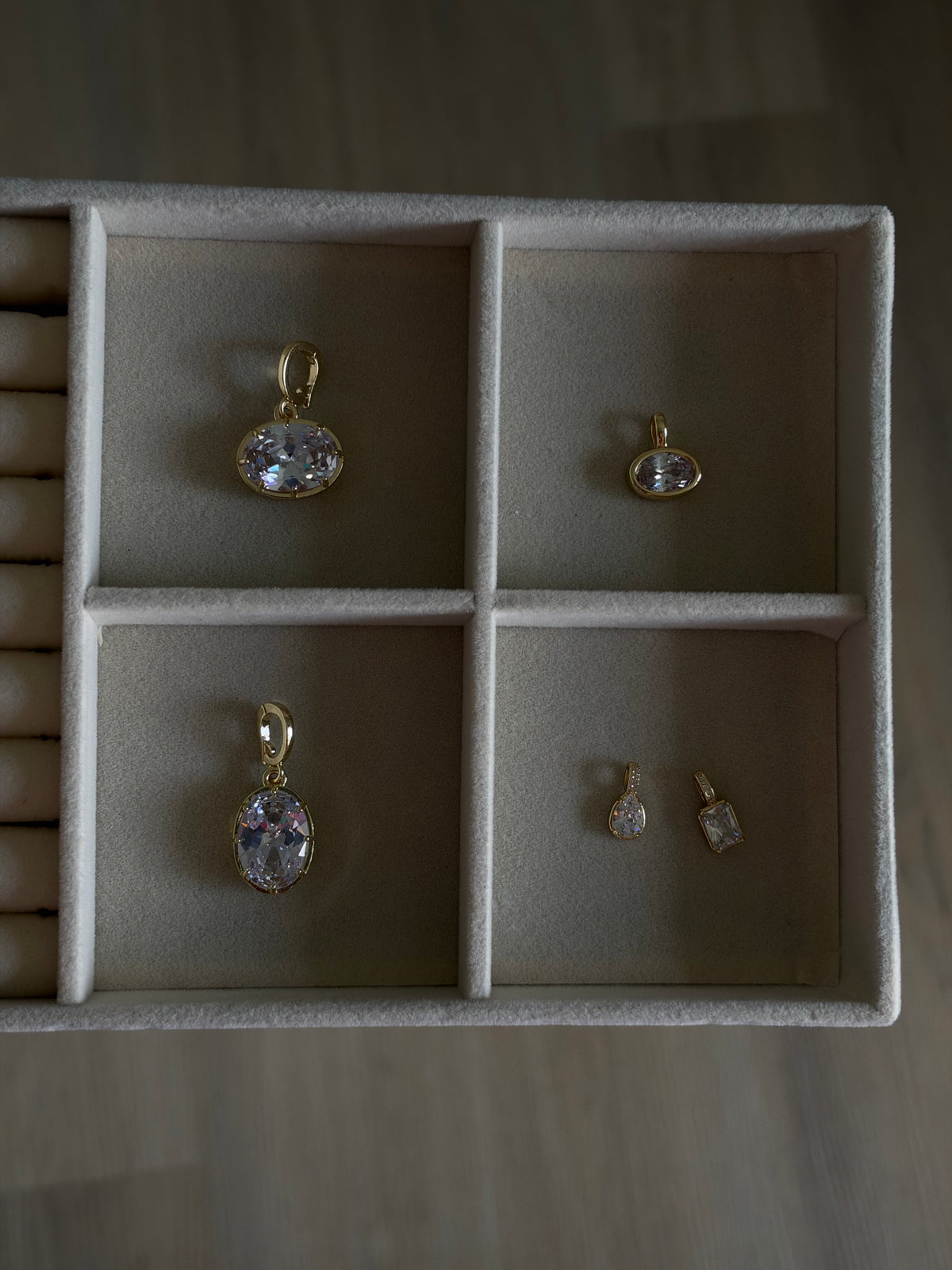 Lorenna Pendant