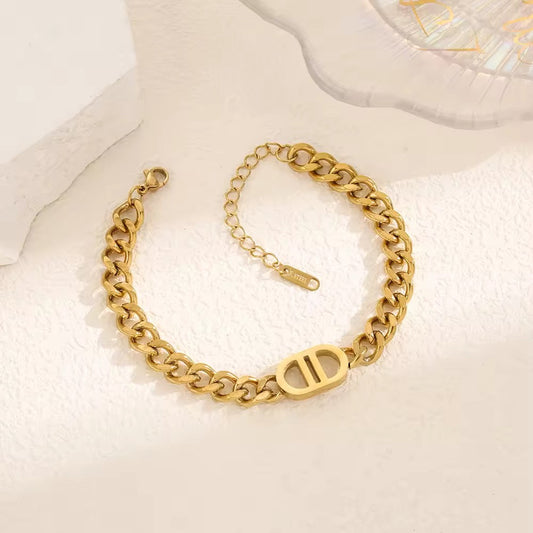 ISA BRACELET