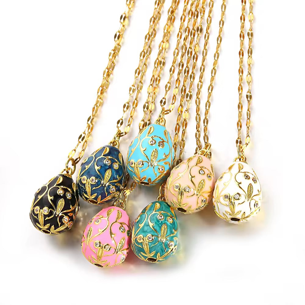 LUCKY EGG CHARM NECKLACE BLACK
