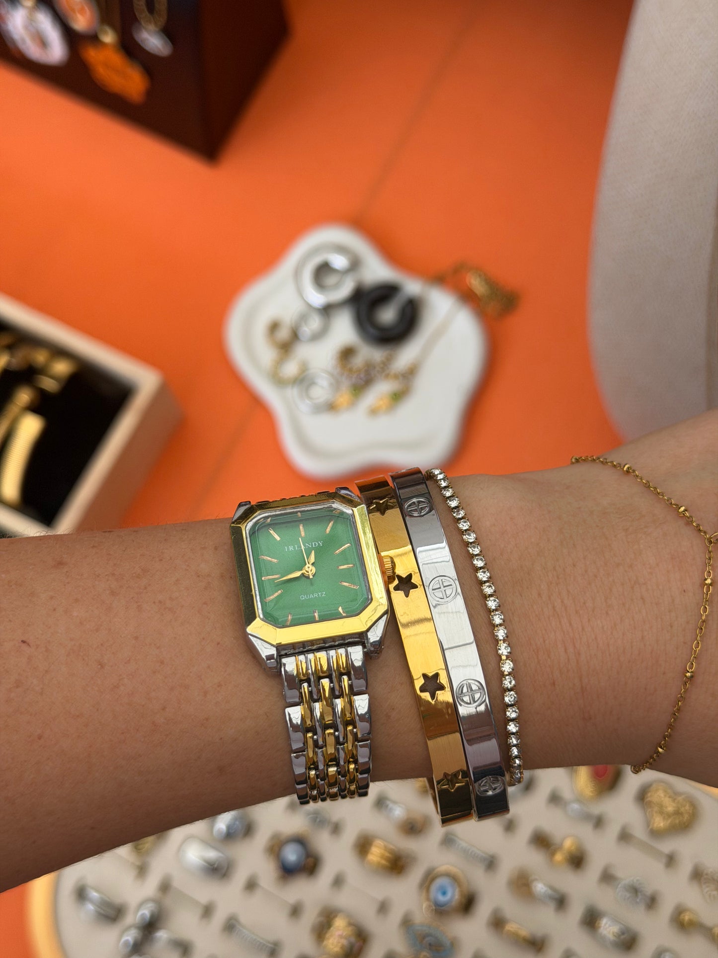 Amour Watch
