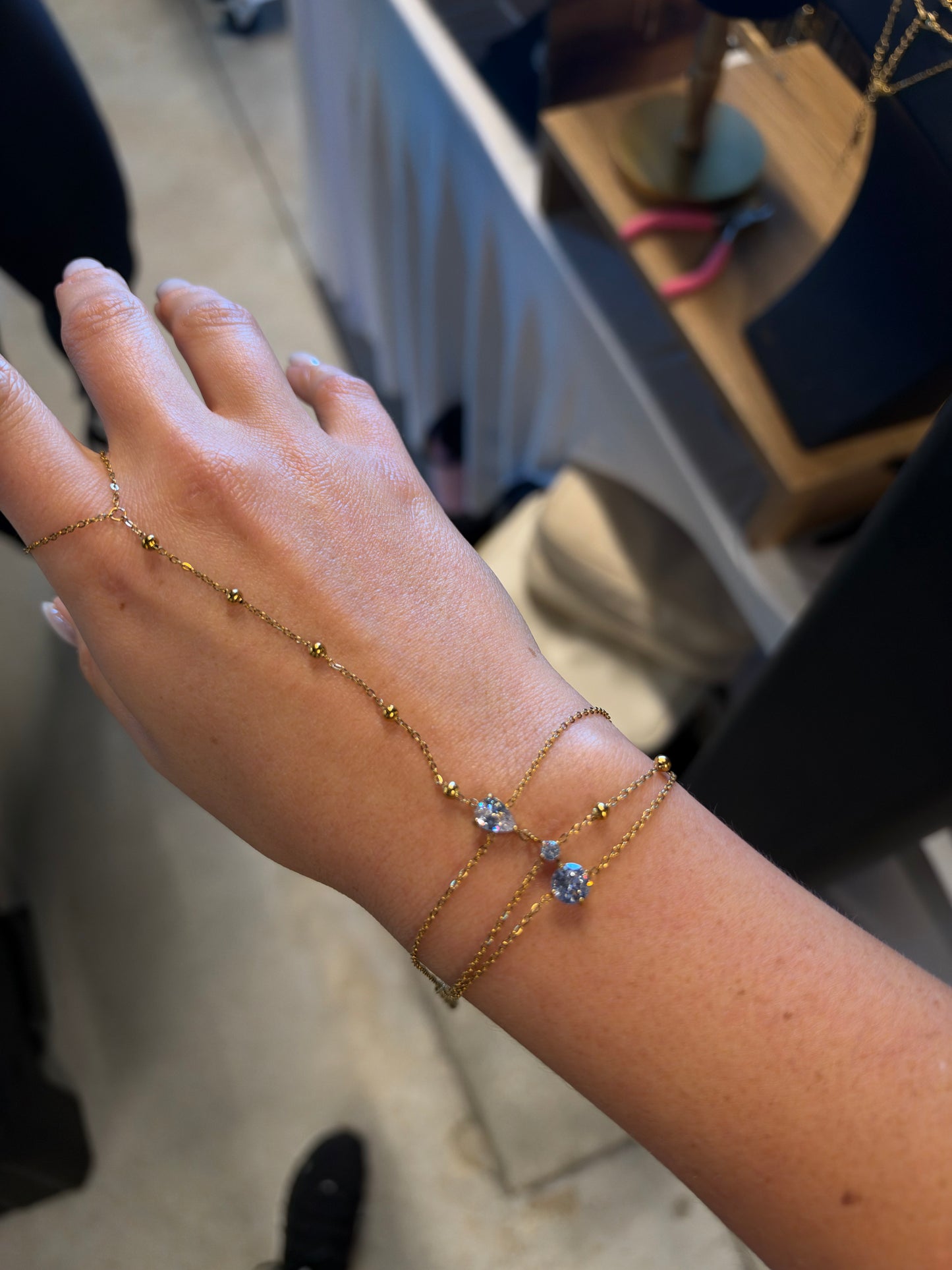 Viviana hand bracelet
