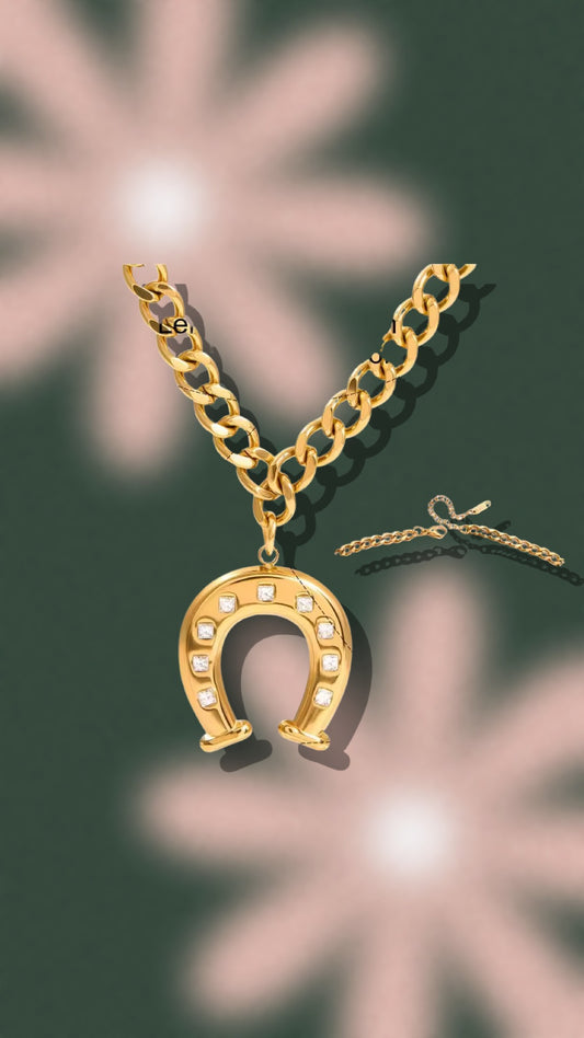 Herradura Necklace
