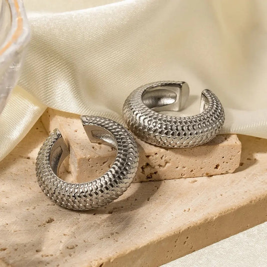 SERPENTINE EAR-CUFF(1)