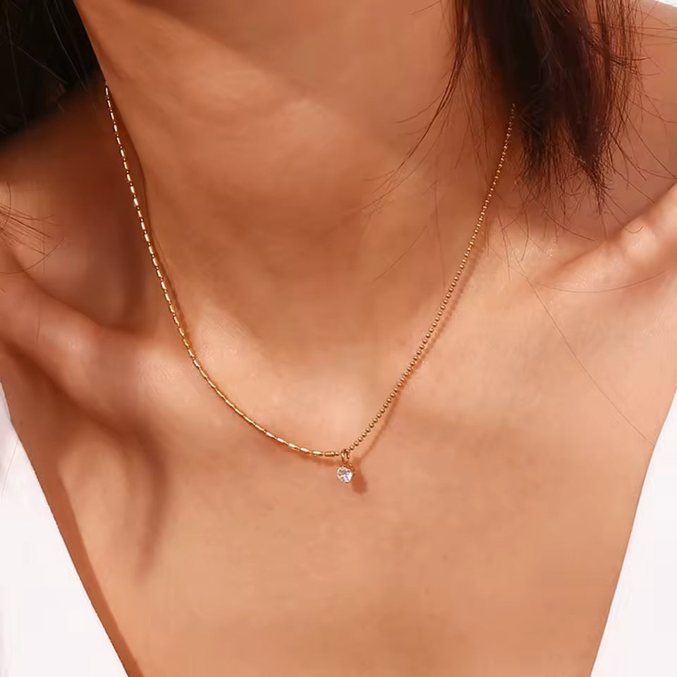 SOLACE NECKLACE