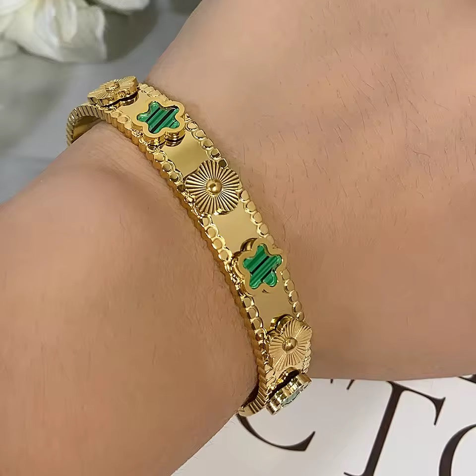 ROSE BRACELET